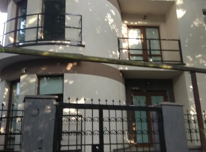 Dacha Guest house 3*