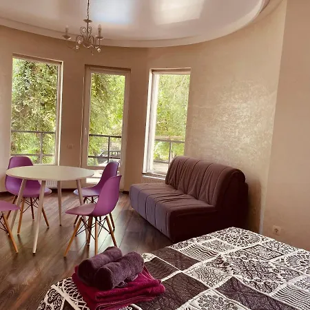 Dacha Πανσιόν 3*